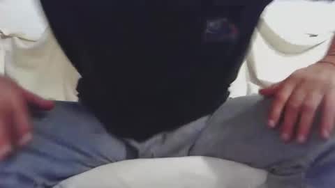 Snapshot of roney58 chatting on 02-06-26, 09:34 roney58 online show from 02-06-26, 09:34