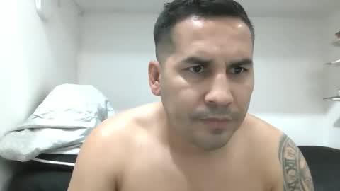 Snapshot of ronidelferry chatting on 10-05-25, 02:48 JULI online show from 10-05-25, 02:48