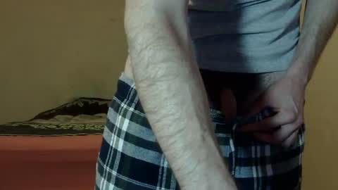 Snapshot of ronniemaster chatting on 03-09-25, 02:39 ronniemaster online show from 03-09-25, 02:39