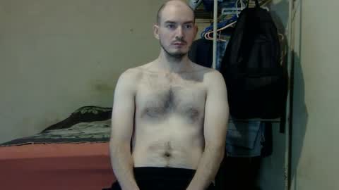 Snapshot of ronniemaster chatting on 09-16-25, 11:39 ronniemaster online show from 09-16-25, 11:39