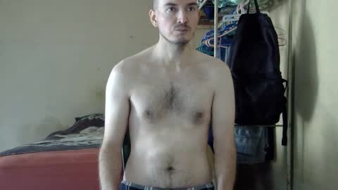 Snapshot of ronniemaster chatting on 10-03-25, 01:19 ronniemaster online show from 10-03-25, 01:19