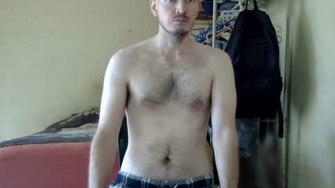 Snapshot of ronniemaster chatting on 10-12-25, 07:46 ronniemaster online show from 10-12-25, 07:46