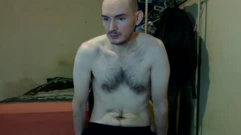 Snapshot of ronniemaster chatting on 10-16-25, 11:28 ronniemaster online show from 10-16-25, 11:28