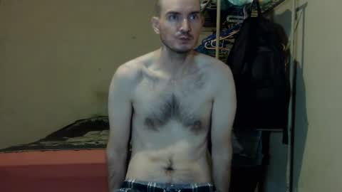 Snapshot of ronniemaster chatting on 11-06-25, 03:40 ronniemaster online show from 11-06-25, 03:40