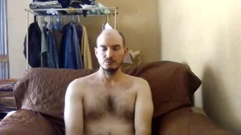 Snapshot of ronniemaster chatting on 04-15-26, 07:21 ronniemaster online show from 04-15-26, 07:21