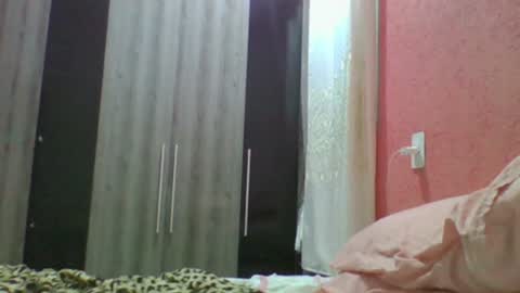 Snapshot of ronnispoto chatting on 12-08-24, 06:06 ronny online show from 12-08-24, 06:06