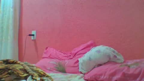 Snapshot of ronnispoto chatting on 12-22-24, 09:31 ronny online show from 12-22-24, 09:31