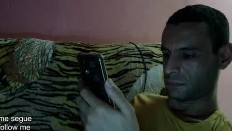 Snapshot of ronnispoto chatting on 01-18-25, 08:31 ronny online show from 01-18-25, 08:31