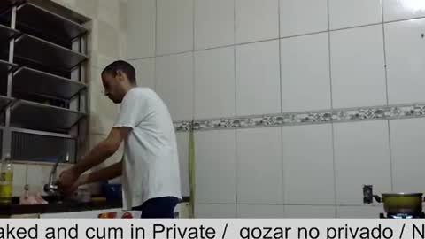 Snapshot of ronnispoto chatting on 01-21-25, 08:43 ronny online show from 01-21-25, 08:43