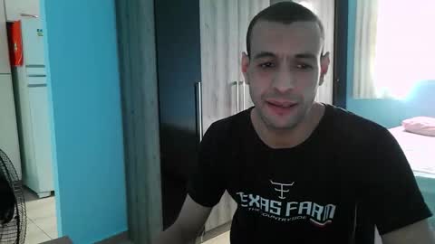 Snapshot of ronnispoto chatting on 01-05-26, 06:44 ronny online show from 01-05-26, 06:44