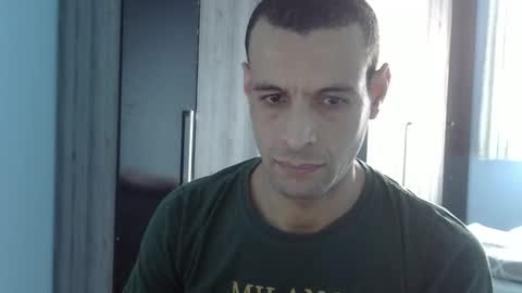 Snapshot of ronnispoto chatting on 02-05-26, 08:57 ronny online show from 02-05-26, 08:57