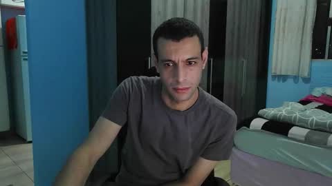 Snapshot of ronnispoto chatting on 03-10-26, 10:04 ronny online show from 03-10-26, 10:04