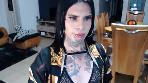 Snapshot of room911 chatting on 02-08-25, 09:24 herreraisa offical online show from 02-08-25, 09:24