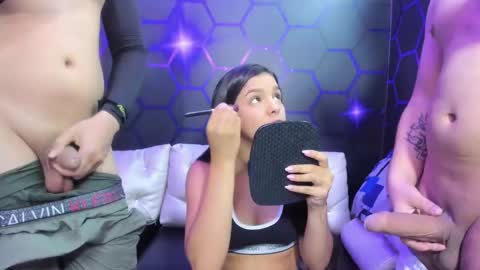  MIA AND PAUL online show from 03-11-25, 11:15