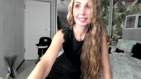 Aurora online show from 12-06-24, 01:51