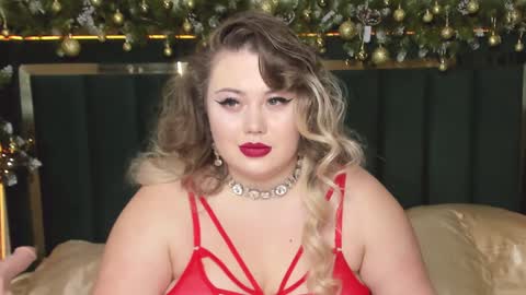 Snapshot of rosa1ia chatting on 12-29-24, 03:22 Chloe online show from 12-29-24, 03:22