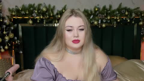 Snapshot of rosa1ia chatting on 01-15-25, 10:46 Chloe online show from 01-15-25, 10:46