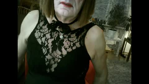 Snapshot of rosa_teevee chatting on 01-21-25, 11:34 Tina online show from 01-21-25, 11:34