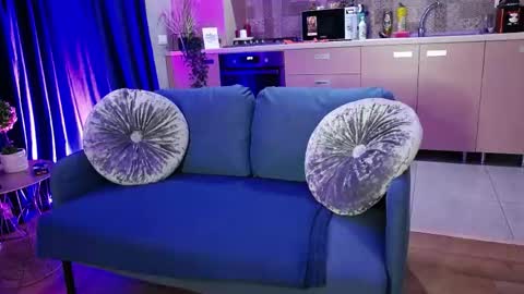 Rose online show from 04-16-26, 03:18