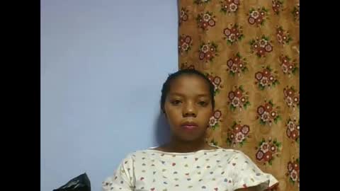 Snapshot of rosah225127 chatting on 04-15-26, 03:35 rosah225127 online show from 04-15-26, 03:35