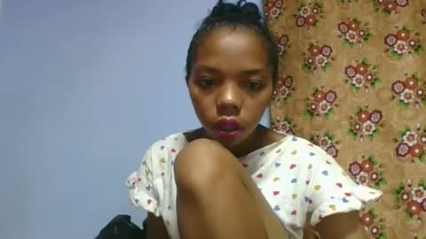 Snapshot of rosah225127 chatting on 04-17-26, 03:53 rosah225127 online show from 04-17-26, 03:53