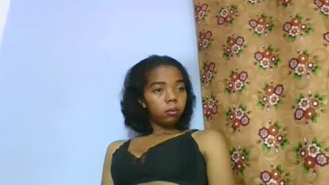 Snapshot of rosah225127 chatting on 04-24-26, 06:10 rosah225127 online show from 04-24-26, 06:10
