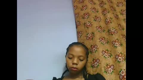 Snapshot of rosah225127 chatting on 05-05-26, 06:16 rosah225127 online show from 05-05-26, 06:16