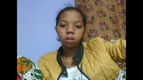 Snapshot of rosah225127 chatting on 05-09-26, 03:56 rosah225127 online show from 05-09-26, 03:56