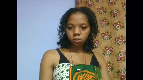 Snapshot of rosah225127 chatting on 05-11-26, 05:43 rosah225127 online show from 05-11-26, 05:43