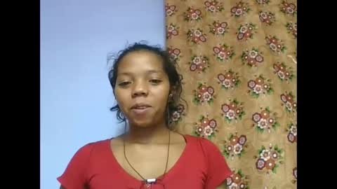 Snapshot of rosah225127 chatting on 05-14-26, 04:03 rosah225127 online show from 05-14-26, 04:03
