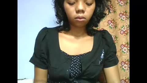 Snapshot of rosah225127 chatting on 05-21-26, 06:04 rosah225127 online show from 05-21-26, 06:04