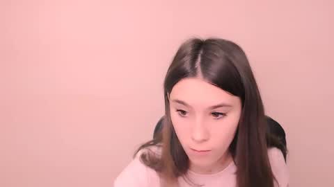 Rose online show from 11-25-25, 07:52