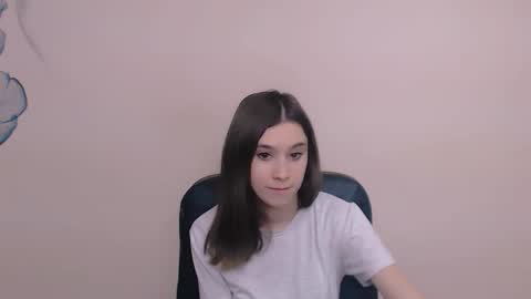 Rose online show from 12-17-25, 07:36