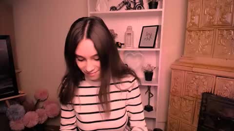 Rose online show from 03-18-26, 07:22