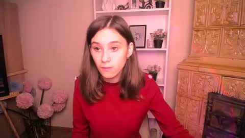 Snapshot of rosalais_ chatting on 07-09-26, 06:28 Rose online show from 07-09-26, 06:28