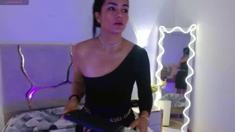 ROSALIN online show from 10-28-25, 10:41