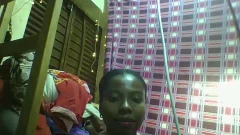 Snapshot of rosalinda933 chatting on 03-14-26, 11:10 Rosalinda online show from 03-14-26, 11:10