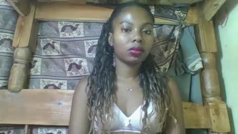 Snapshot of rosalinda933 chatting on 04-09-26, 11:04 Rosalinda online show from 04-09-26, 11:04