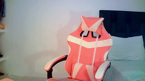 Snapshot of rosalindasexy chatting on 06-25-26, 07:35 Rosalinda online show from 06-25-26, 07:35