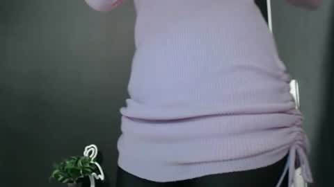 Snapshot of rosaline_ly chatting on 10-18-25, 11:44 Rosalina online show from 10-18-25, 11:44