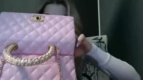 Snapshot of rosaline_ly chatting on 05-10-26, 12:10 Rosalina online show from 05-10-26, 12:10