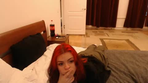 Snapshot of rosalynhaze chatting on 03-01-26, 01:35 Rosalyn online show from 03-01-26, 01:35
