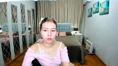Snapshot of rosarising chatting on 05-03-26, 04:51 RosaRising online show from 05-03-26, 04:51