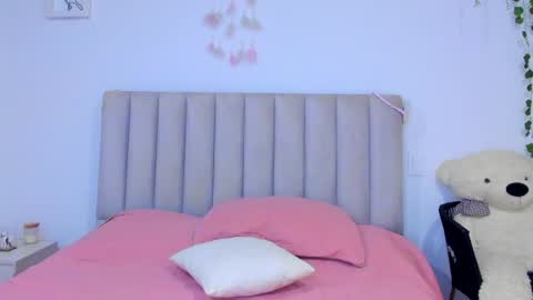 rosarojaa online show from 05-29-26, 11:47