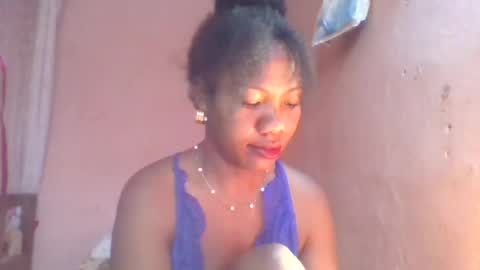 Snapshot of rose9794 chatting on 07-28-26, 01:21 Rose9794 online show from 07-28-26, 01:21