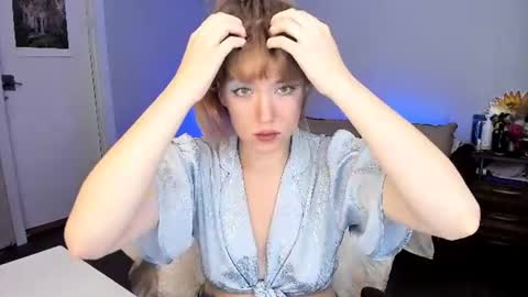 Snapshot of rose_brooks chatting on 06-28-26, 08:04 Rose but u can call me princess online show from 06-28-26, 08:04