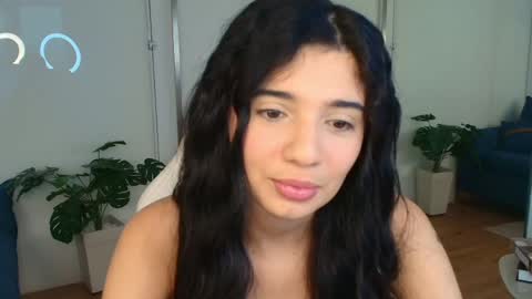 Snapshot of rose_desiree chatting on 05-26-26, 11:17 Rose online show from 05-26-26, 11:17