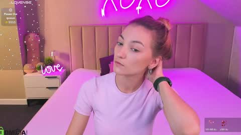 Snapshot of rose_dixon chatting on 06-08-26, 11:27 Kimberlly online show from 06-08-26, 11:27