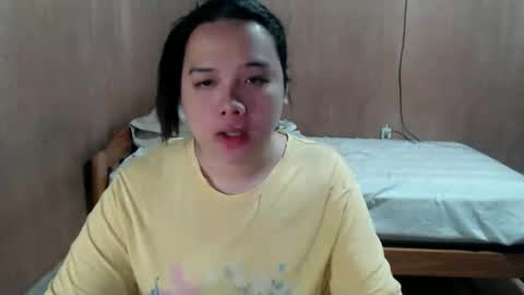 Snapshot of rose_heartfilia chatting on 06-03-26, 01:03 Danielle online show from 06-03-26, 01:03