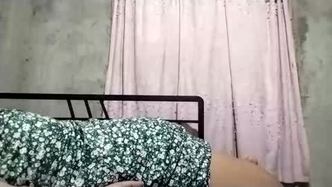 rose_marie2025 online show from 10-31-25, 07:26